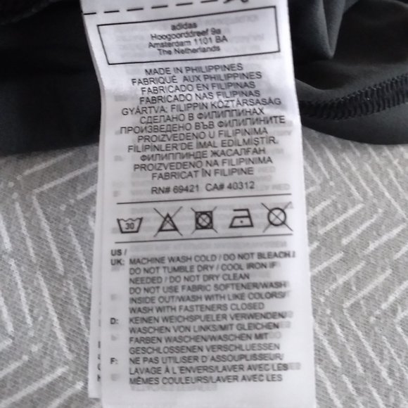 🆕Reebok Women's United by Fitness T-Shirt, SM and MD - Black, NWT, Authentic - Picture 7 of 8